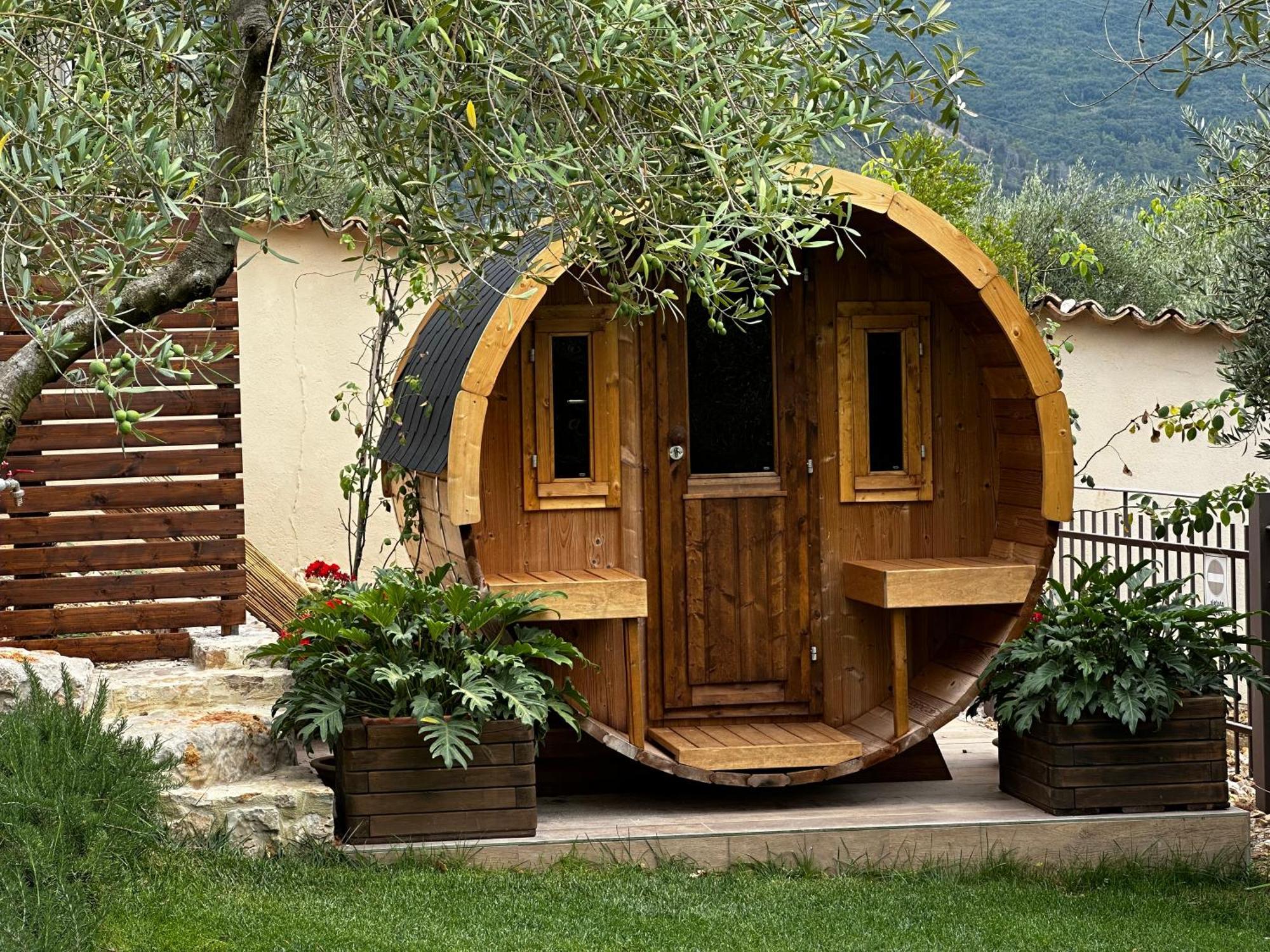 La Dependance Luxury Bed And Breakfast Fondi Bagian luar foto